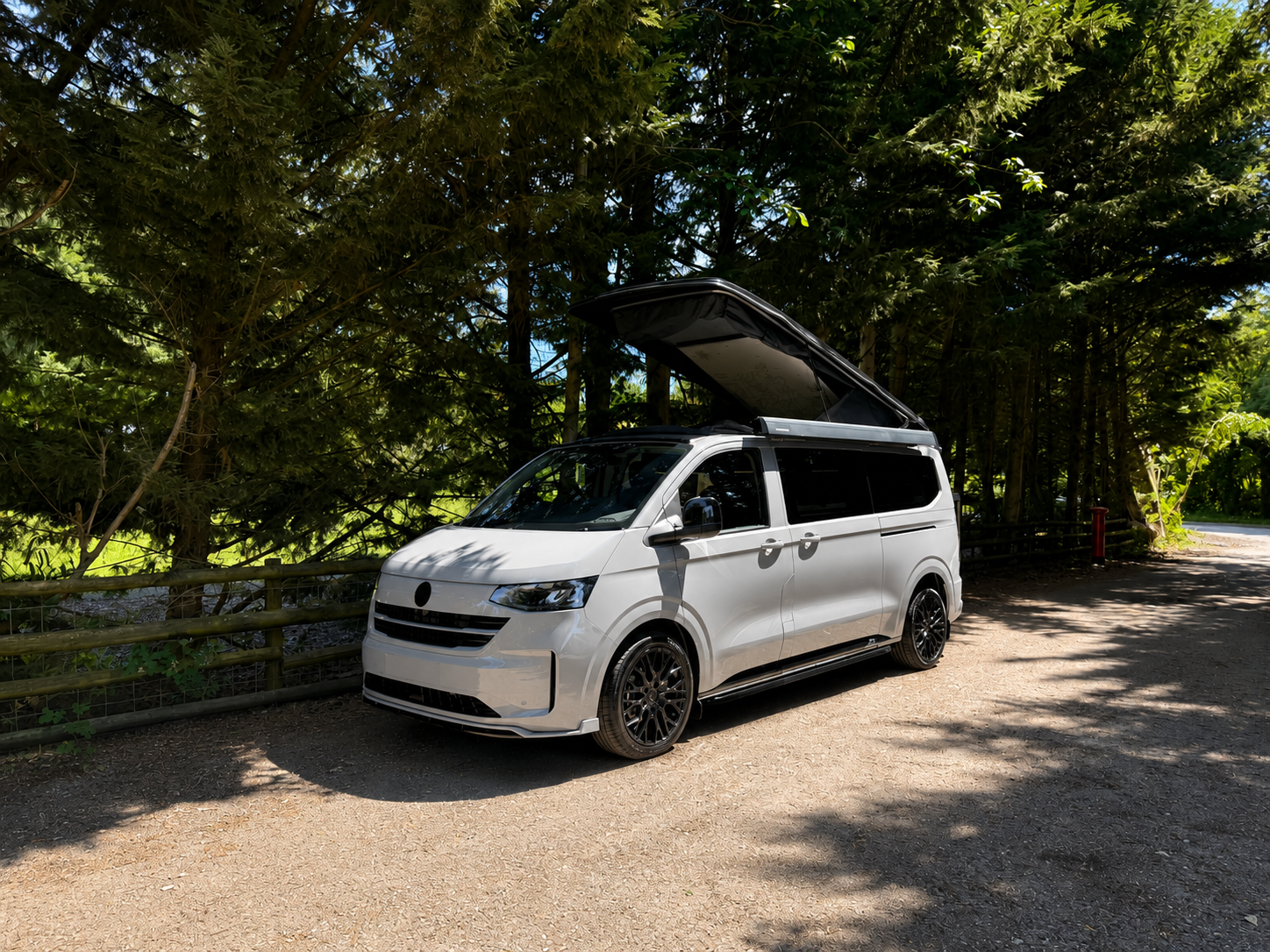 VW T7 - 150ps DSG - Tailgate - 3-Seater RIB Bed - Available Now!